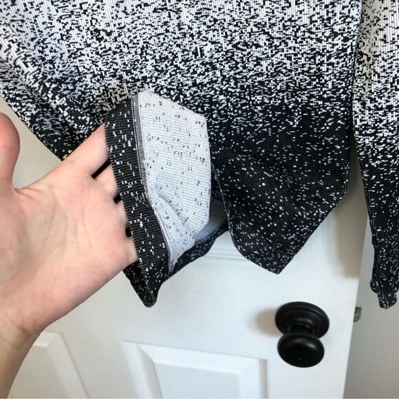 Athleta Flurry Base Layer Ombre Turtleneck Outdoors Top S - Picture 7 of 9